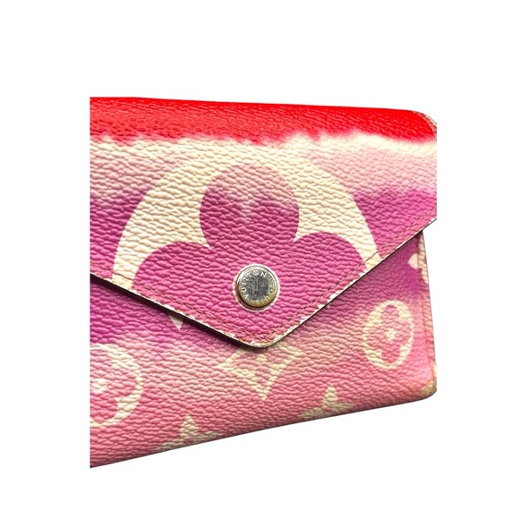 Louis Vuitton Escale Wallet - Picture 6 of 6